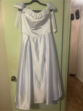 Elegant White Satin Off-Shoulder Wedding Dress with Bow Straps